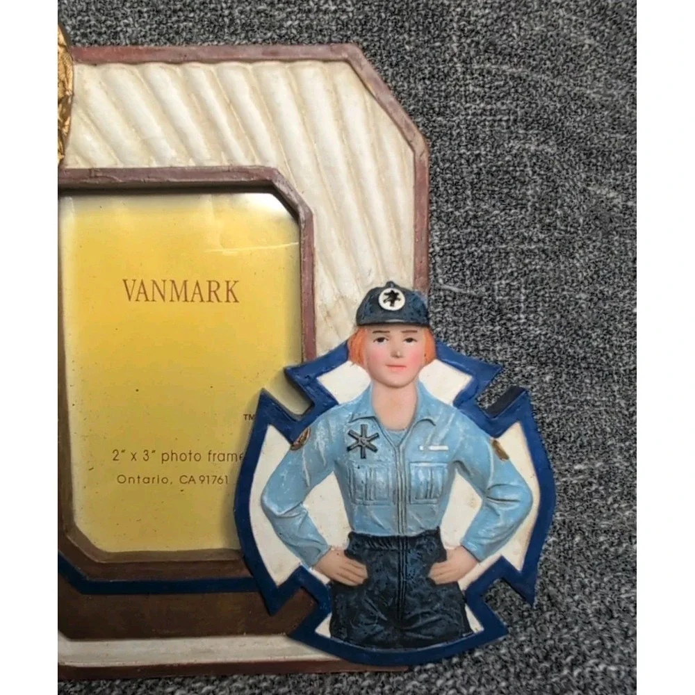 Vintage Vanmark Medics of Valor EMT First Responder Heros Photo Frame 2